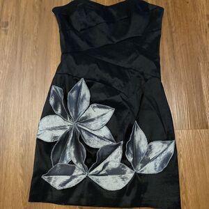 Jessica McClintock Black Size 10 Party Dress Flowers Strapless